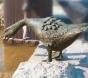 bronze-figur gans angriffsstellung