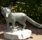 Bronzeskulptur Stehender Fuchs auf einem Granitsockel 