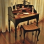 Authentic Modells Schreibtisch mit Hocker in schwarz