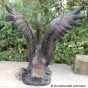 Bronzeskulptur Sitzender Schwan von hinten 