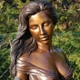 Frau bronze sinnlich