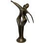 Seitenansicht der Bronzeskulptur "Liebespaar in Harmonie"