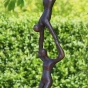 Bronzefigur dreier Turm Menschenpyramiden