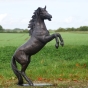 Bronzeskulptur "Springendes Pferd"
