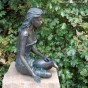 Wasserspiele Amphore Bronzefrau