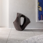 Bronzeskulptur "Unfolding gratitude" von Kris Demuelenaere