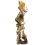 Seitenansicht der Holzfigur Herrscher