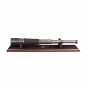 Authentic Models KA023F Bronze Spyglass Stand Fernrohr auf Holzkonsole erhältlich bei Kunsthandel-Lohmann.de