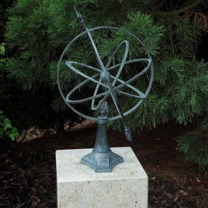 Sphären-Sonnenuhr Himmelskugel auf Bronze-Standfuß