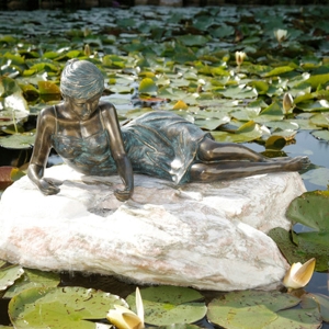  Kleine Klementine -88659-von Rottenecker als Wasserspeier-Kunsthandel-Lohmann