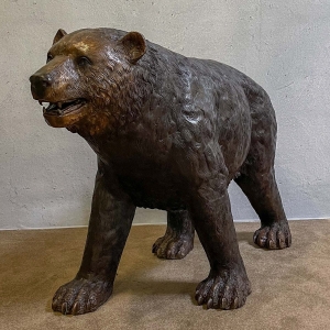 Bronzeskulptur "Großer Braunbär"