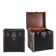 Authentic  Models Koffertruhe als Hocker oder Beistelltisch