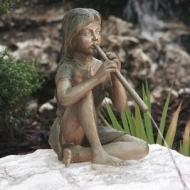 Rottenecker Rebecca als Wasserspeier aus Bronze