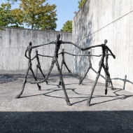 Bronzeskulptur "To Celebrate" von Ann Vrielinck