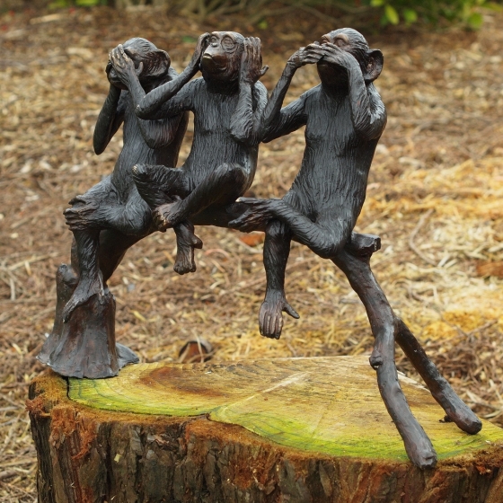 Bronzeskulptur drei affen hören sehen sagen