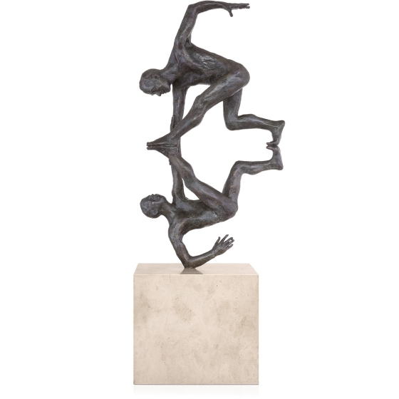 Edition Strassacker Bronzeskulptur "Engelgriff" von Adelbert Heil - limitiert auf 49 Stück