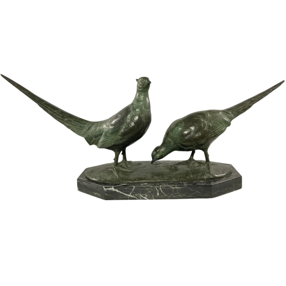 Frontansicht der Bronzeskulptur "Fasanenpaar" von Otto Poertzel