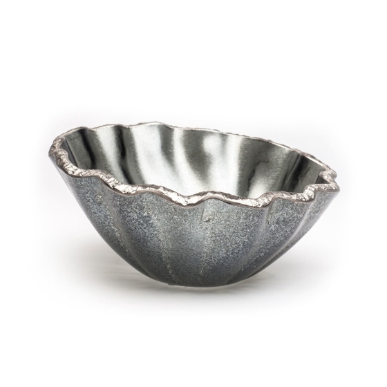 Glasschale "Lirio P" von Regina Medeiros